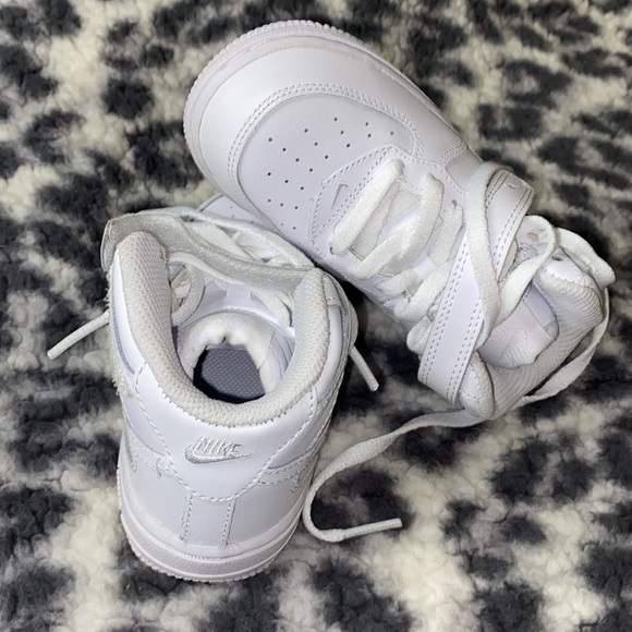 Nike Air Force 1 👟 hi tops toddler size 7c - Picture 2 of 4